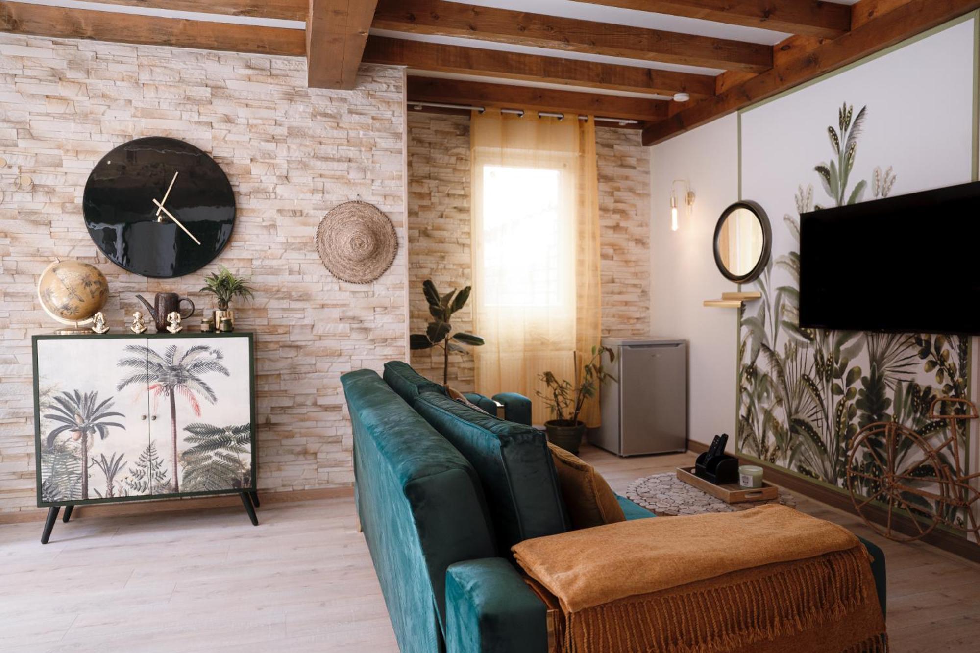 Appart Hotel Le 8 La Suite & Spa - Parking Gratuit - Macon Exterior photo