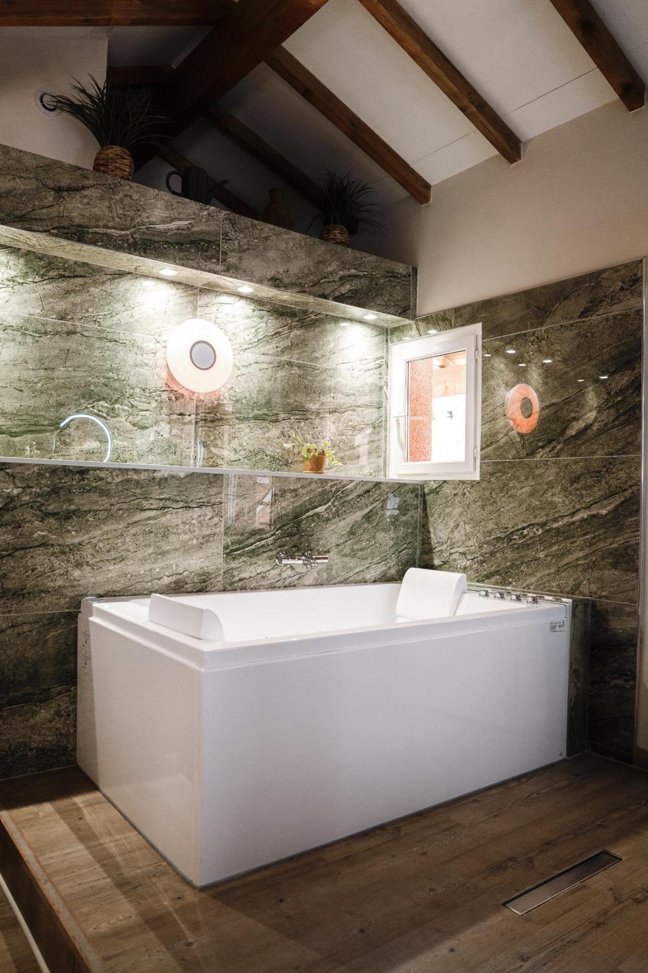 Appart Hotel Le 8 La Suite & Spa - Parking Gratuit - Macon Exterior photo